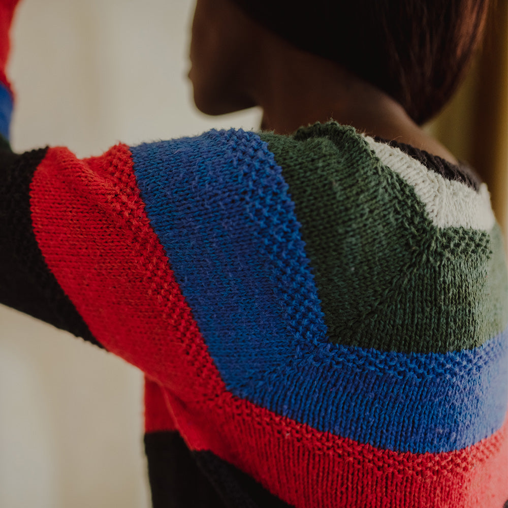 MODÈLE | PULL OBUNA