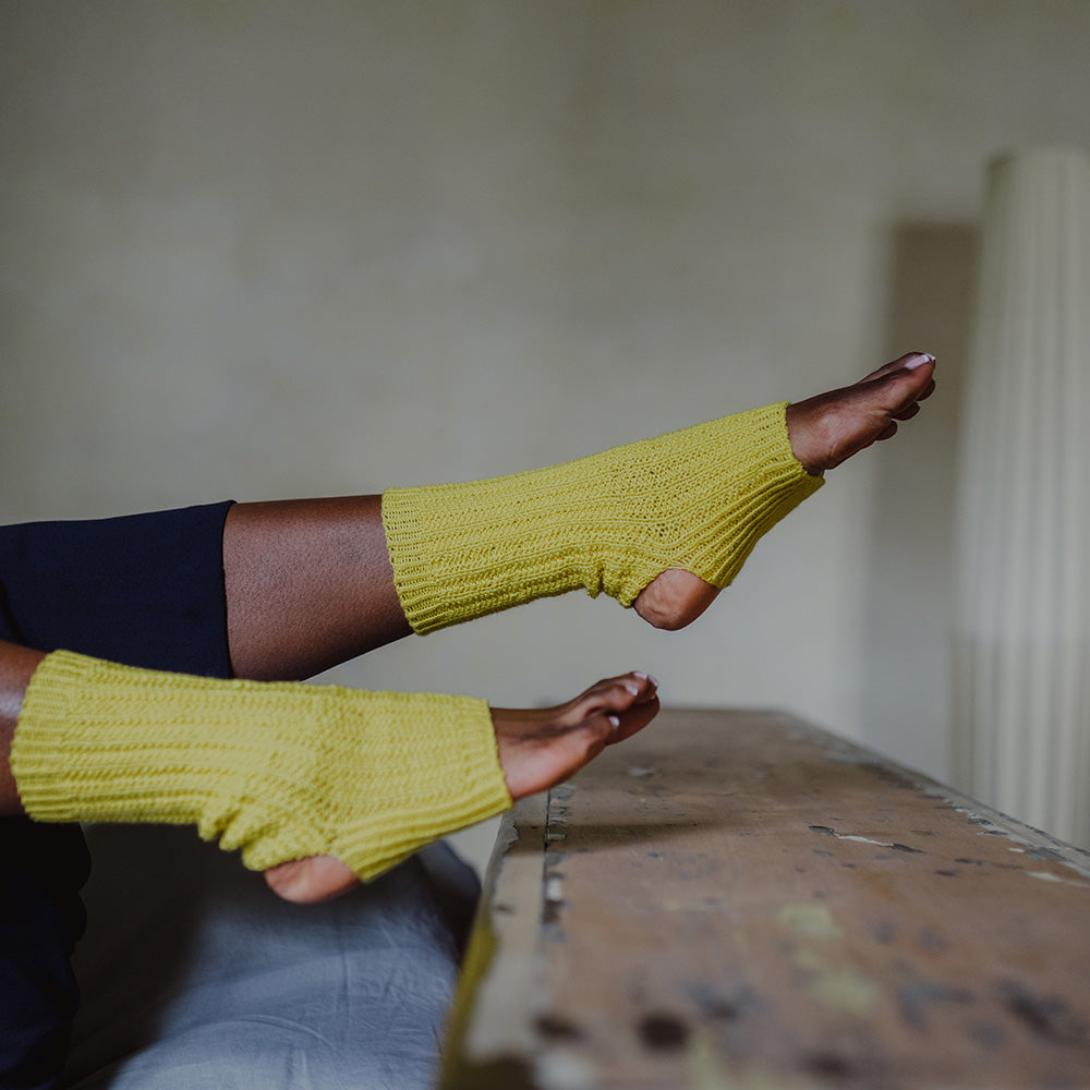 PATTERN | MASOL YOGA SOCKS