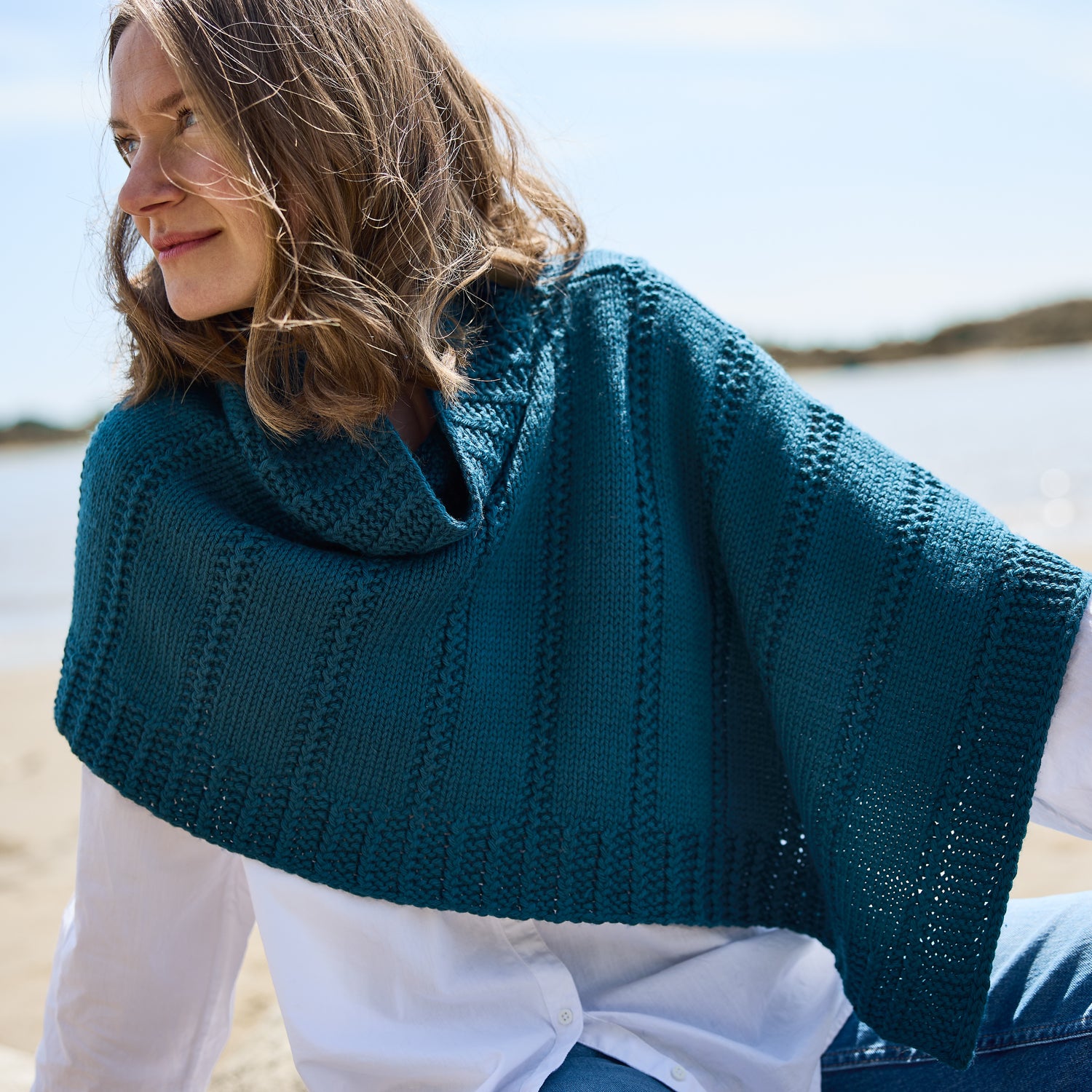 Modèle Poncho Tenang