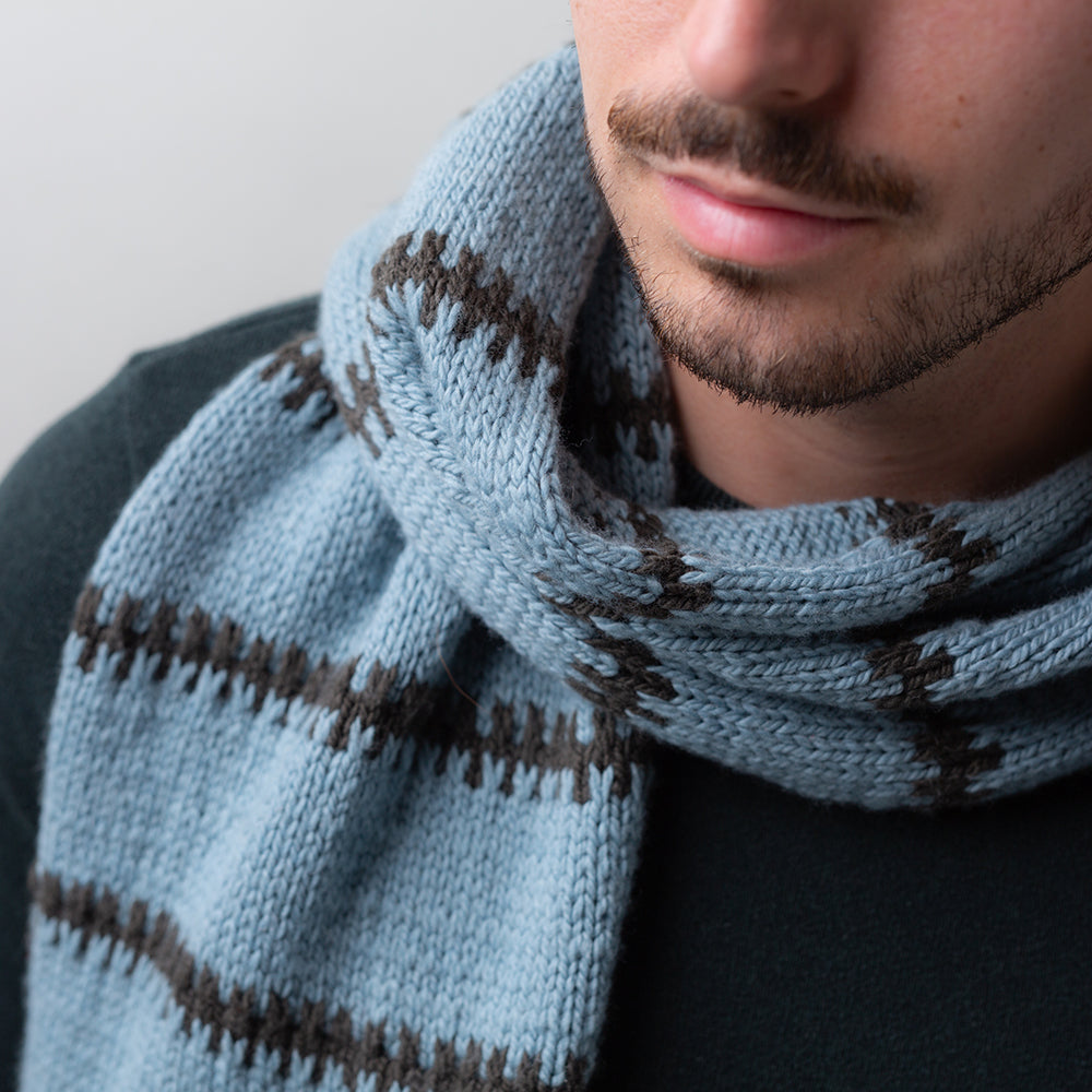 MODÈLE | SLIP LINES SCARF