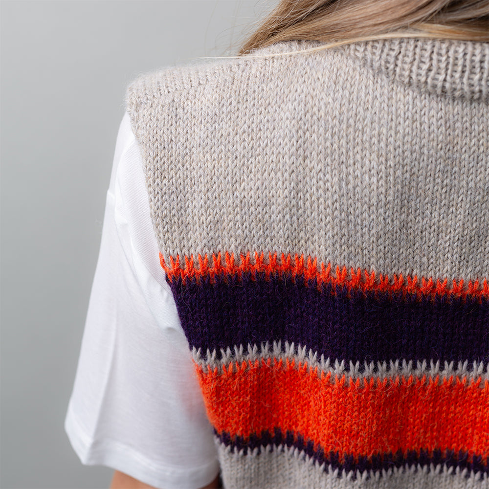 MODÈLE | SLIPPED COLOR VEST