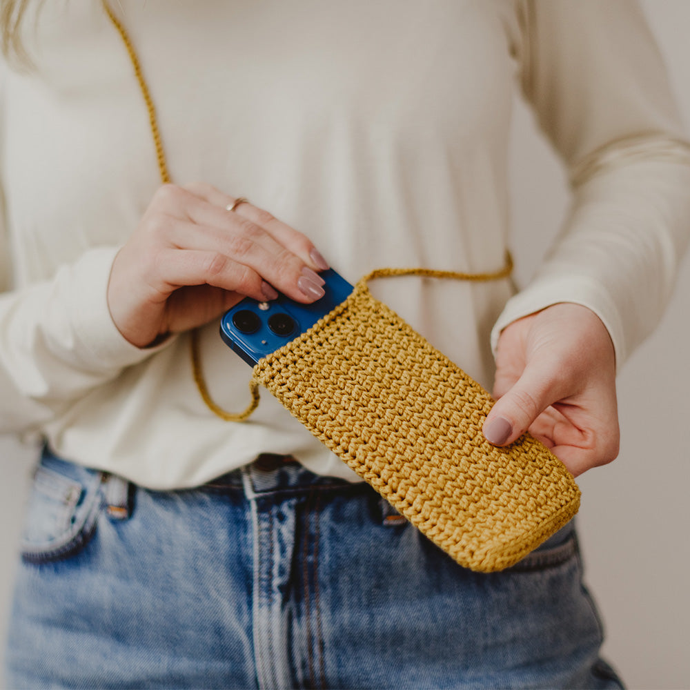 PATTERN | GAN PHONE BAG