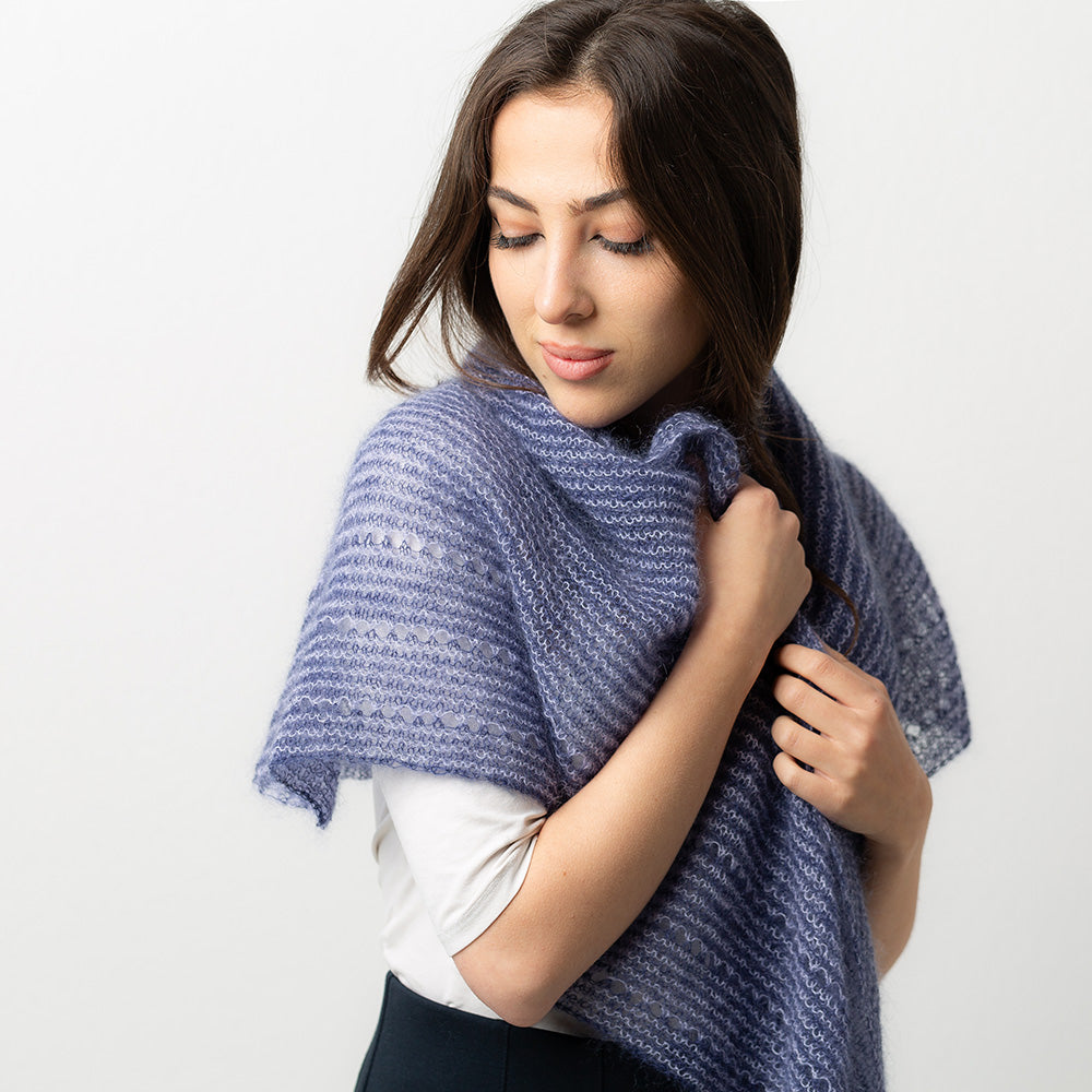 PATTERN | STRIPED FEATHER SHAWL