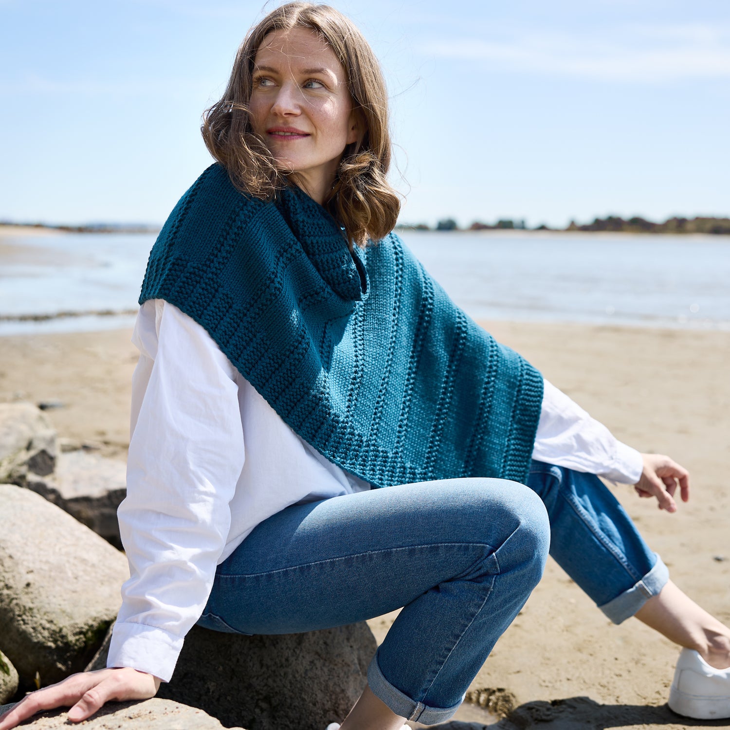Modèle Poncho Tenang