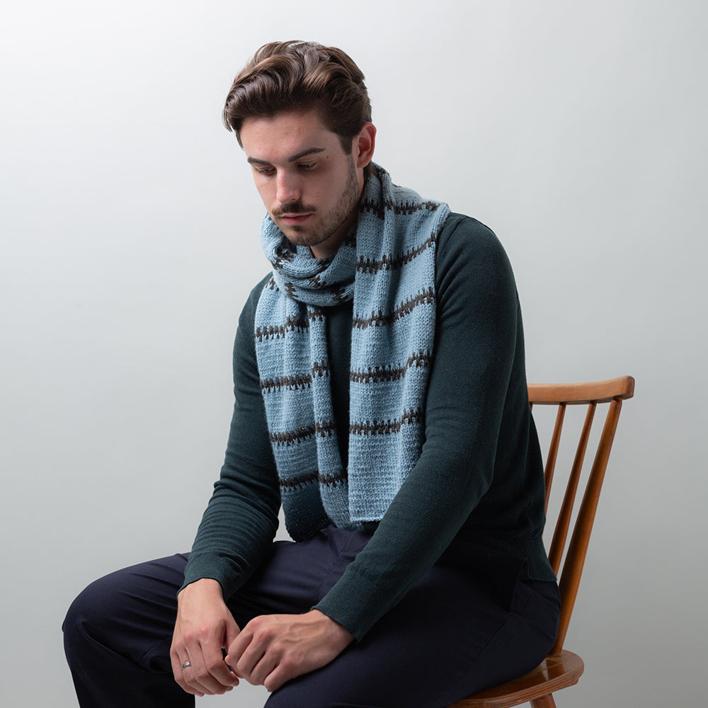 MODÈLE | SLIP LINES SCARF
