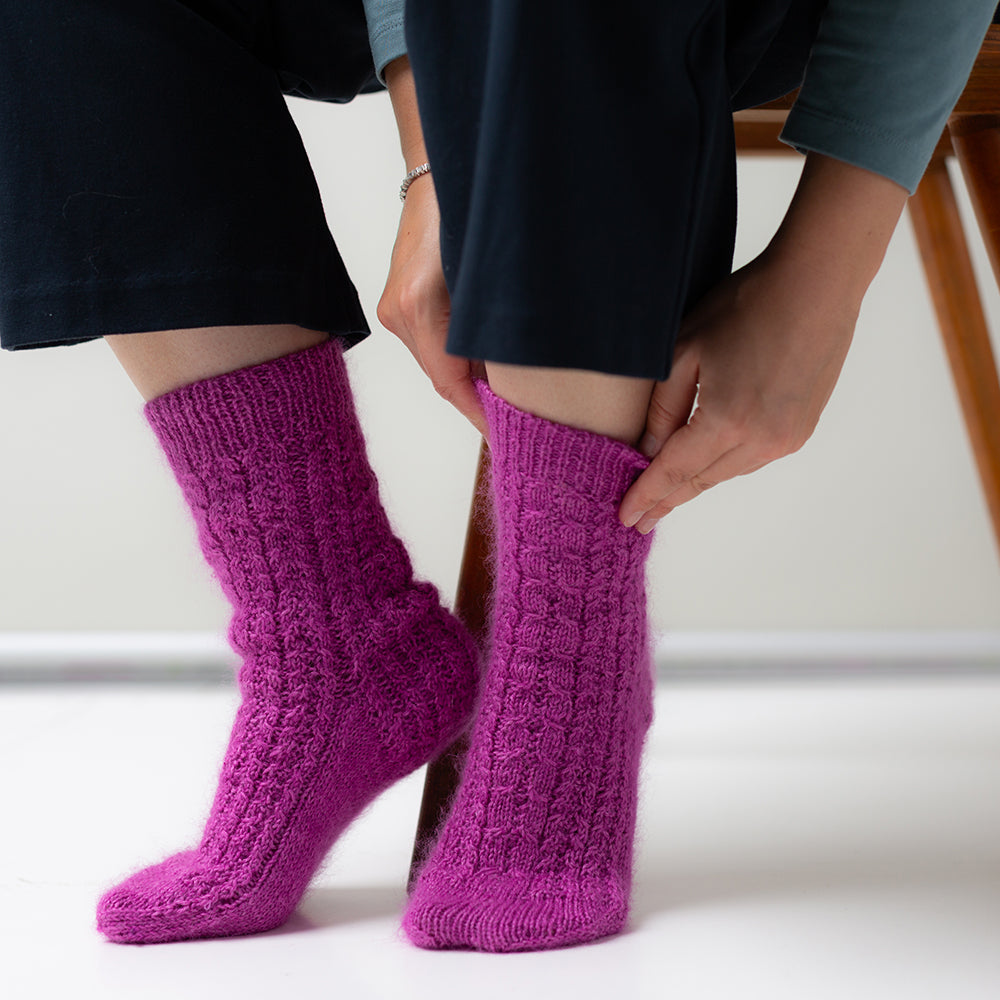 PATTERN | TENDER CURL SOCKS