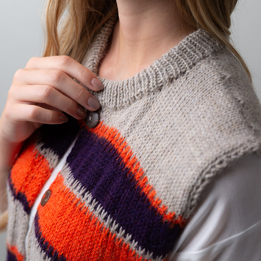 MODÈLE | SLIPPED COLOR VEST